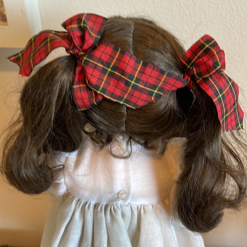 The Hamilton collection McKenzie doll - Picture 12 of 14